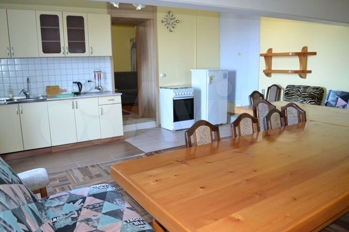 Дом 160 м² на участке 8 сот.