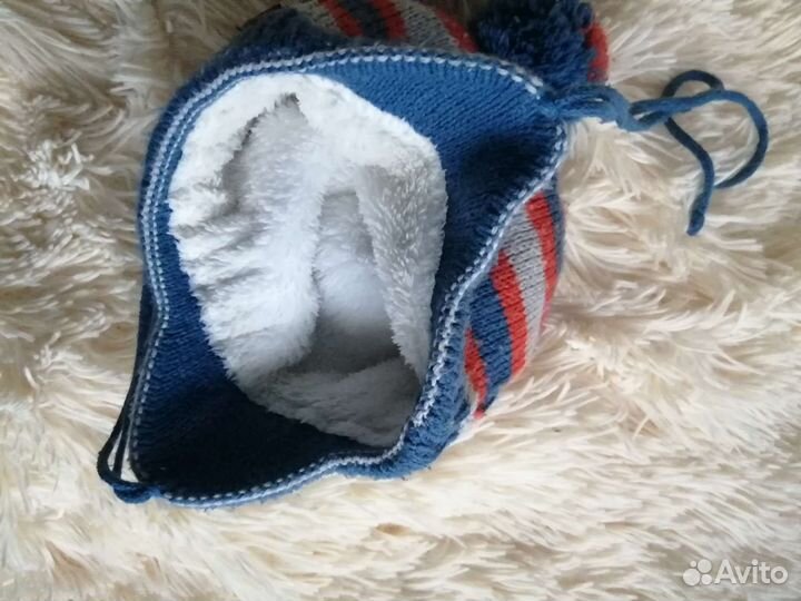 Комплект шапки варежки манишки