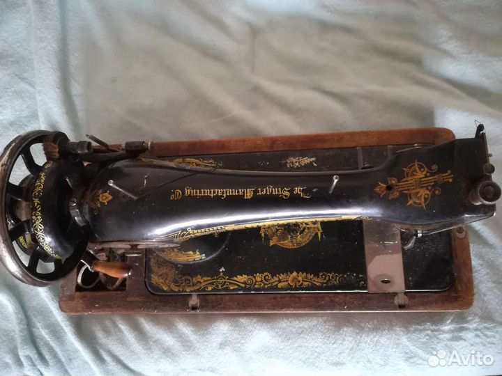 Швейная машина Singer