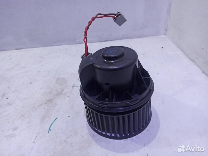 Моторчик печки Форд Focus 3