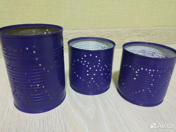 Подсвечник из металлической банки