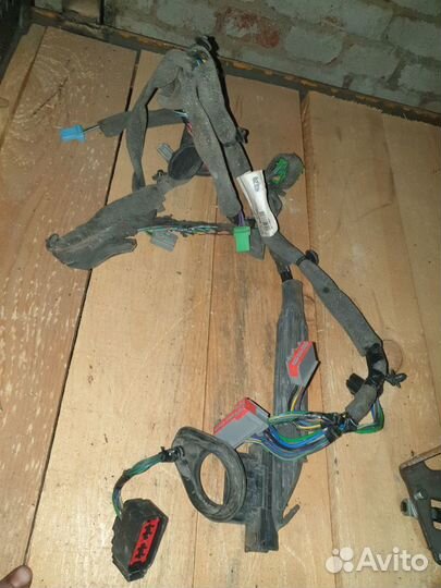 Проводка двери Volvo Xc90