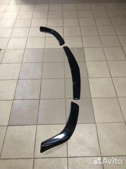 Сплиттер на передний бампер, универсальный