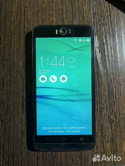 Телефон asus Zenfone Selfie