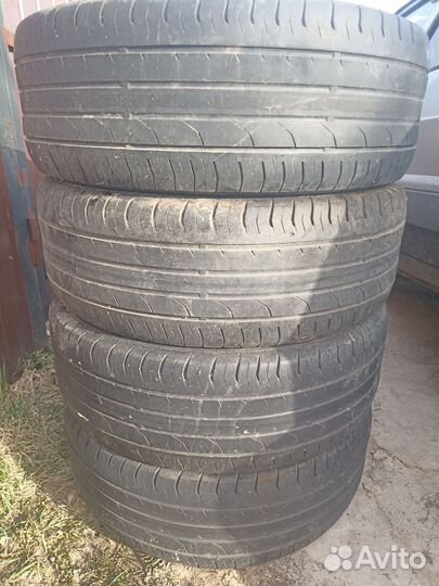 Continental ContiPremiumContact 2 60 R16 95H