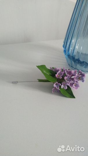 Брошь. Сирень