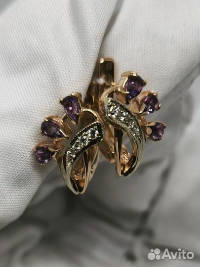 Золотые серьги с фианитом