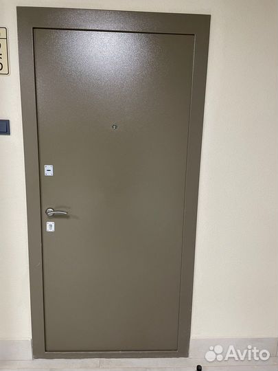 Дверь металлическая новая