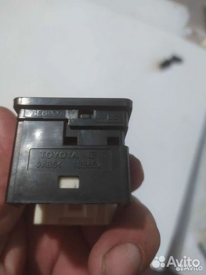 Кнопки управления зеркалами Toyota Rav 4