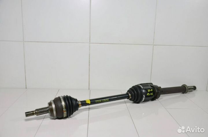 Приводной вал передний правый Toyota Sienna 3 3.5