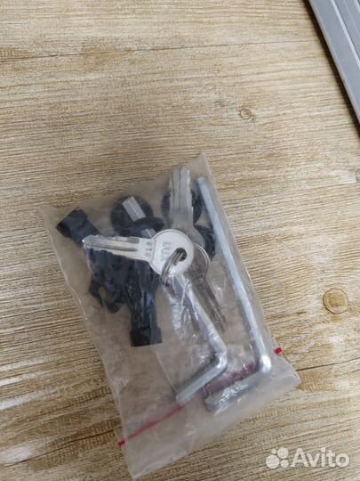 Багажник на крышу универсальный бу (на Солярис)