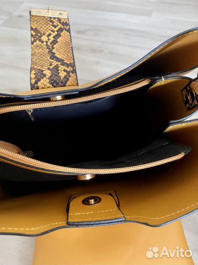 Сумка с косметичкой