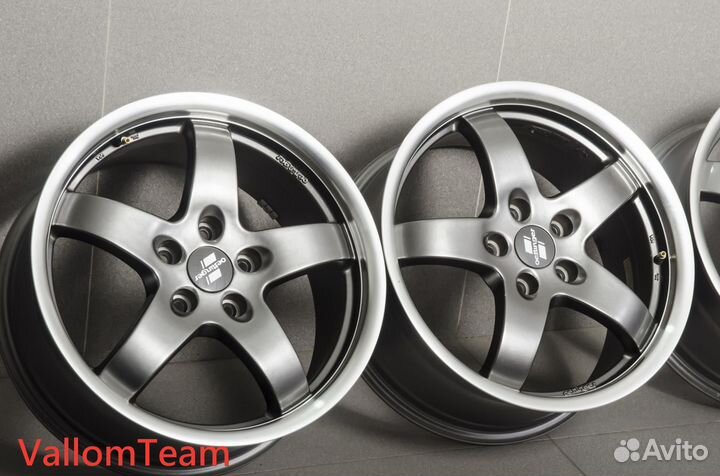 Лот M36175 Фирменные 17-е диски oettinger RE2