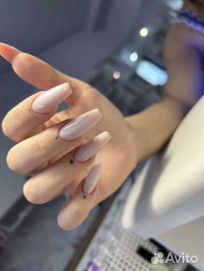 Наращивание ногтей