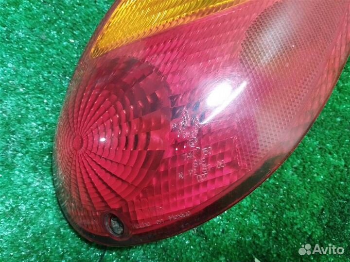 Фонарь задний правый Chrysler PT Cruiser 2003