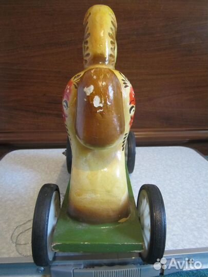 Советский конь-каталка рыжик