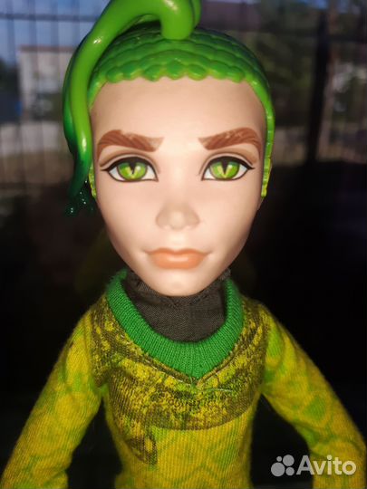 Куклы Монстер хай, Клео Де Нил и Дьюс