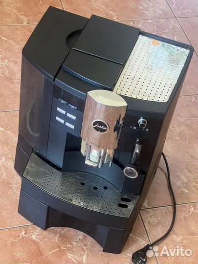 Кофемашина професиональная jura impressa xs9