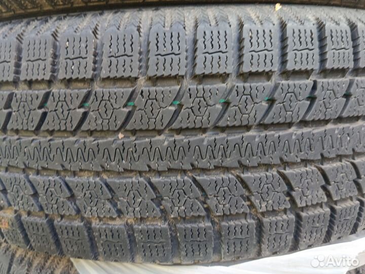 Toyo M55F 215/65 R16 98