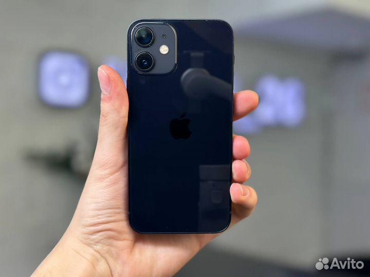 iPhone 12 mini, 64 ГБ