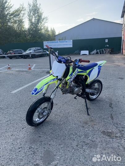 Apollo RXF 140 stunt