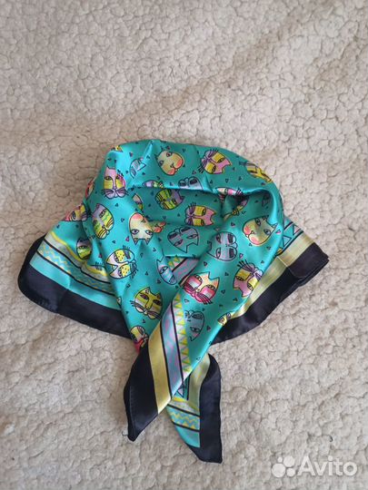 Платок женский из натурального шелка 60х60