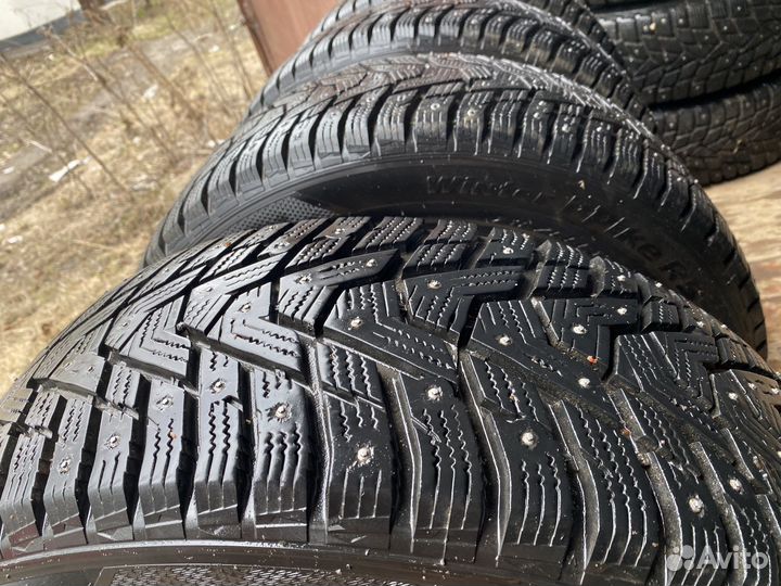 Hankook Winter I'Pike RS2 W429 215/55 R17 98T