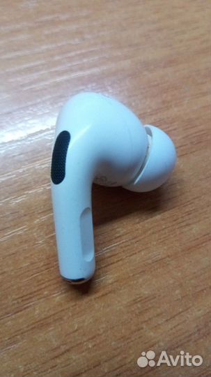 Правый наушник Apple AirPods Pro A2931