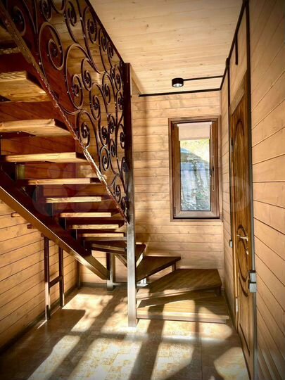 3-к. квартира, 70 м², 1/2 эт.