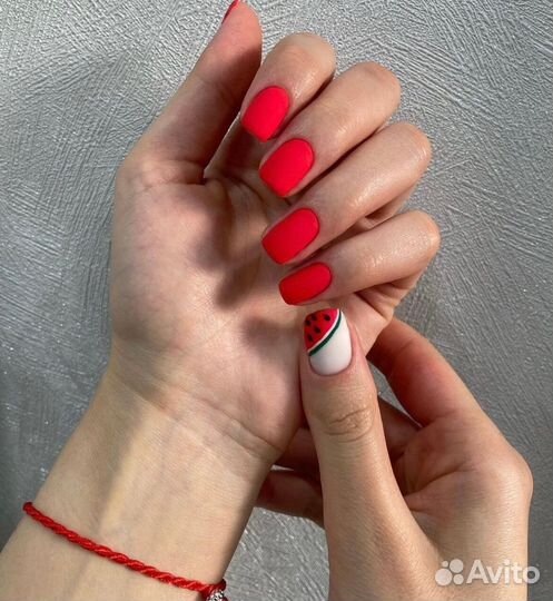 Маникюр в день обращения