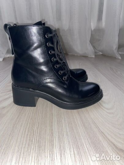 Ботинки женские