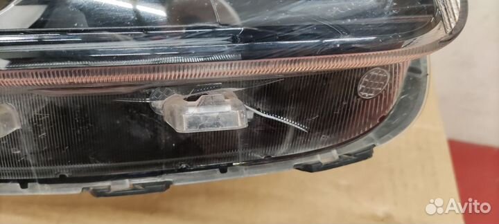 Фара передняя правая Kia Seltos