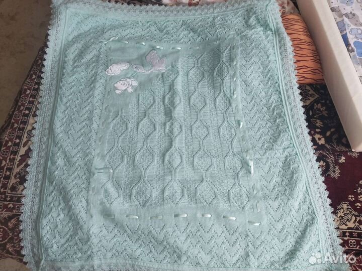 Бирюзовое одеяло на выписку