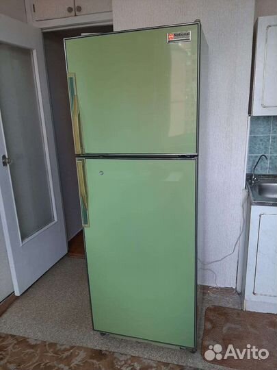 Японский холодильник National NR-B33AE