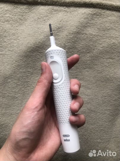 Электрическая зубная щетка Oral-B Vitality