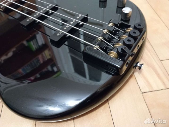 Безголовый бас ibanez gsr180