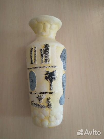 Ваза в Египетском стиле