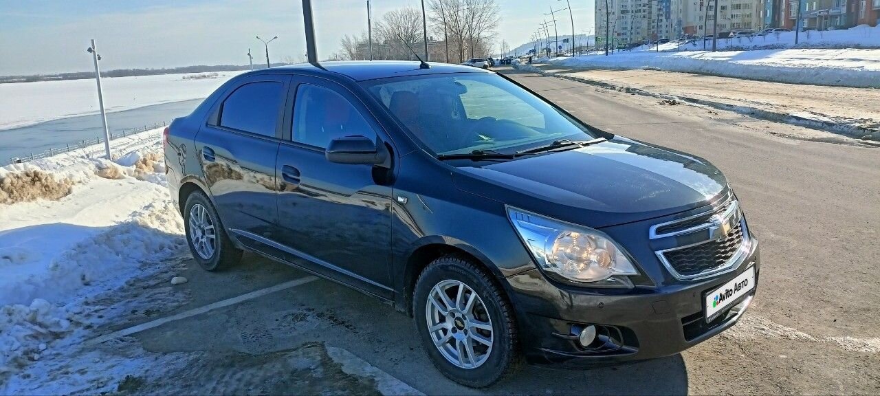 Chevrolet Cobalt: фото владельца