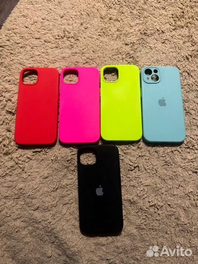 Чехлы и защитное стекло на iPhone 13