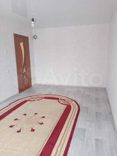 2-к. квартира, 42 м², 9/9 эт.