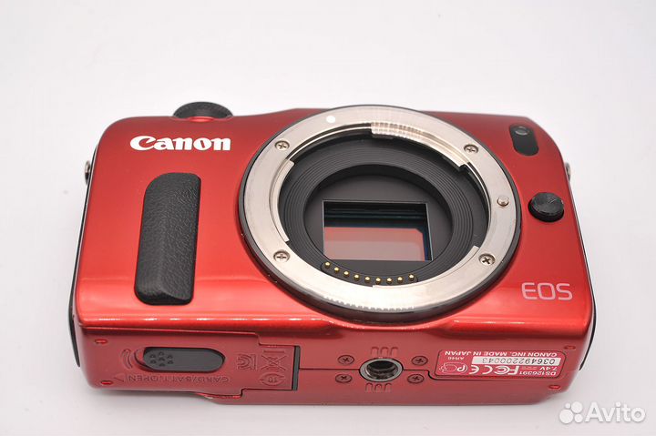 Canon EOS M body