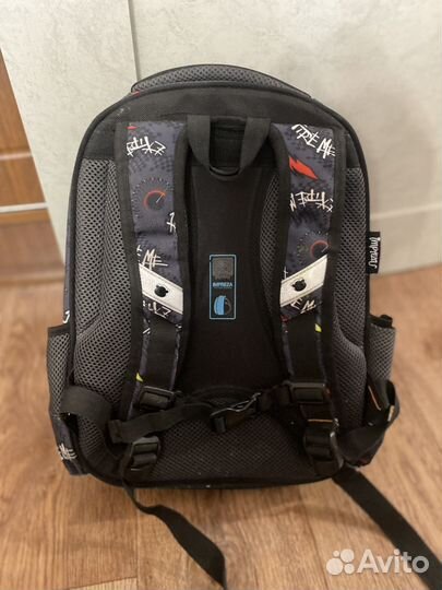 Школьный рюкзак