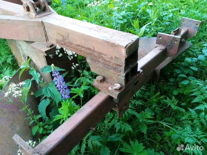 Трактор тдт 55 +Лесной плуг Пл 1