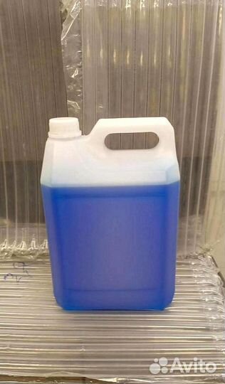 Средство для мытья полов в канистре