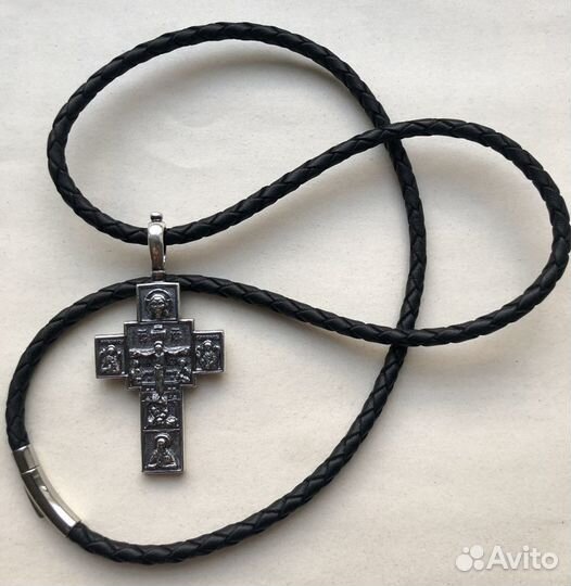 Крест на гайтане