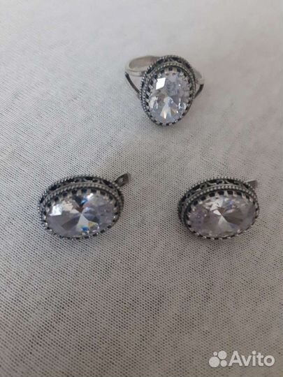 Серебрянный комплект