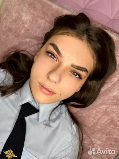 Наращивание, ламинирование ресниц и бровей