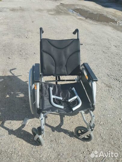 Инвалидное кресло коляска