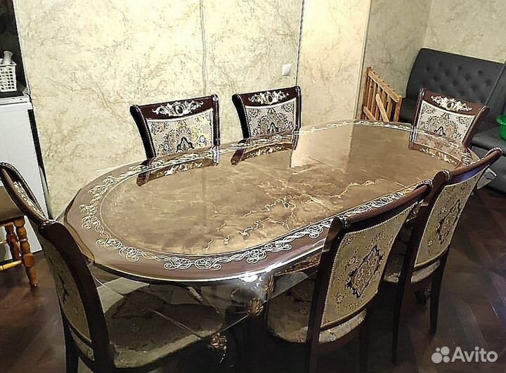 Комплект стол и стулья