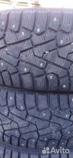 Pirelli Ice Zero 215/65 R17